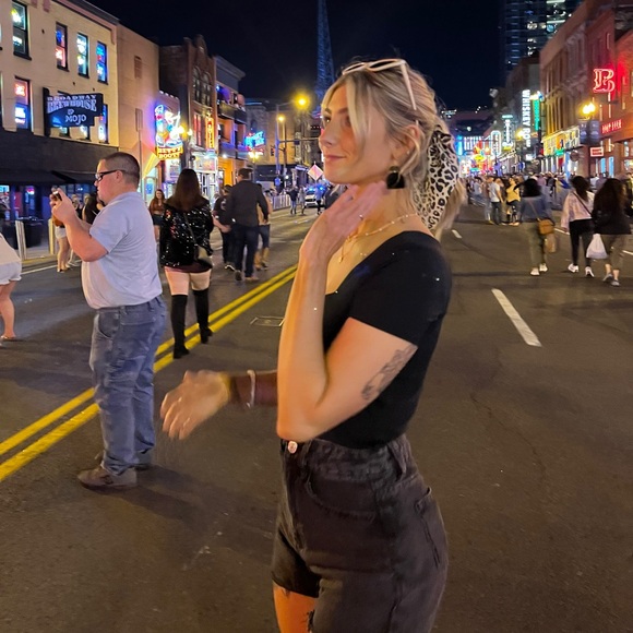 Meet your Posher, Callie - Picture 2 of 5